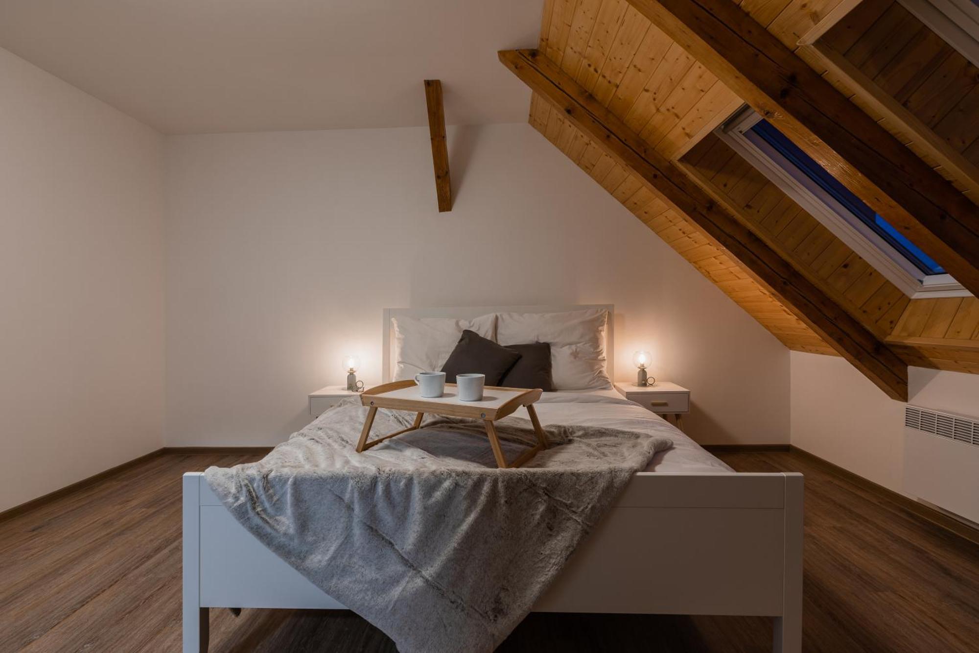 Romanticky Loft Parking U Hlavniho Nadrazi Alamóc Kültér fotó