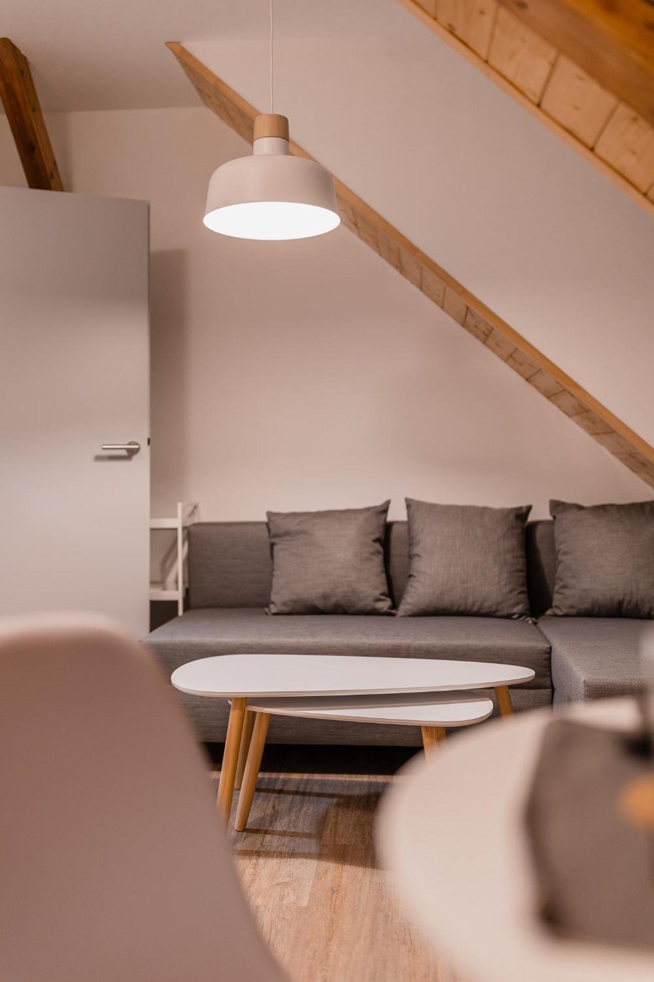 Romanticky Loft Parking U Hlavniho Nadrazi Alamóc Kültér fotó