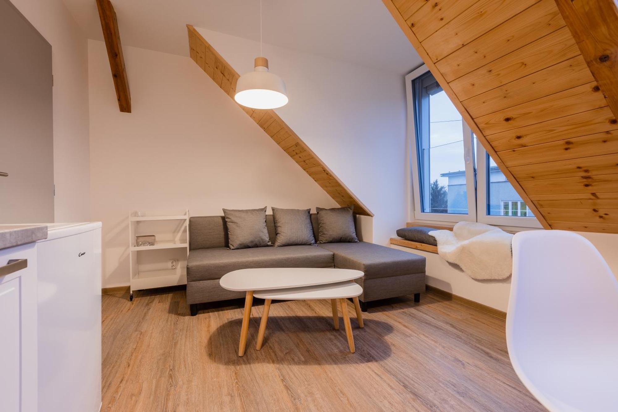 Romanticky Loft Parking U Hlavniho Nadrazi Alamóc Kültér fotó